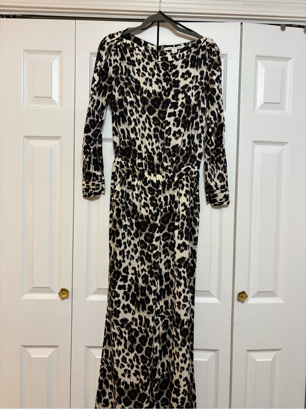 Diane Von Furstenberg Black and Cream Long Sleeve Leopard Print Maxi Dress